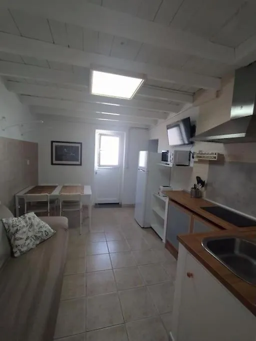Famara, Apto. En Zona Tranquila A 200M Del Mar. Apartment 0*, Famara