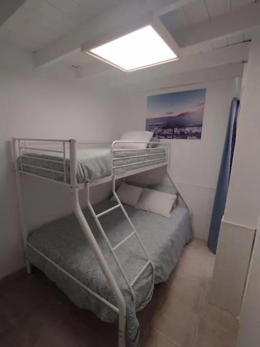 Famara, Apto. En Zona Tranquila A 200M Del Mar. Apartment Spain